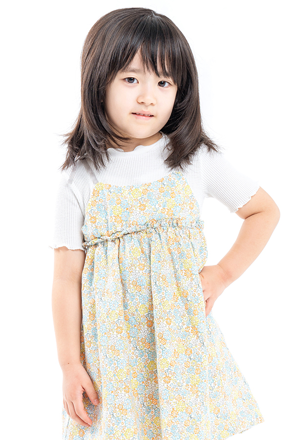 Reika   女の子 モデル画像03