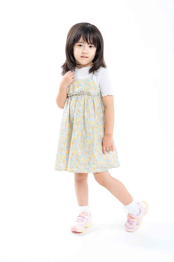 Reika   女の子 モデル画像04