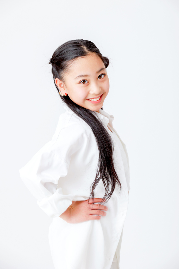 AYASE 関西  女の子 モデル画像07