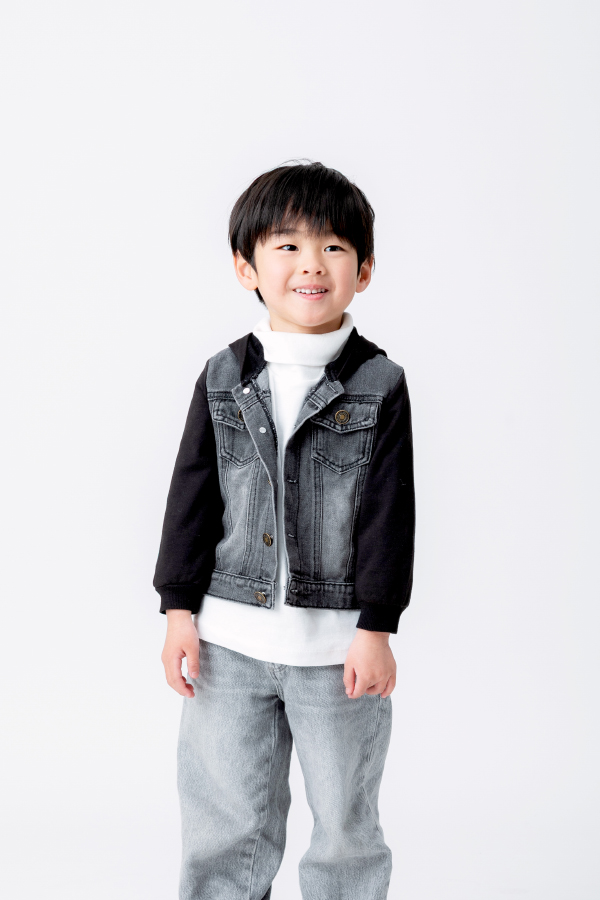 あきと   男の子 モデル画像02