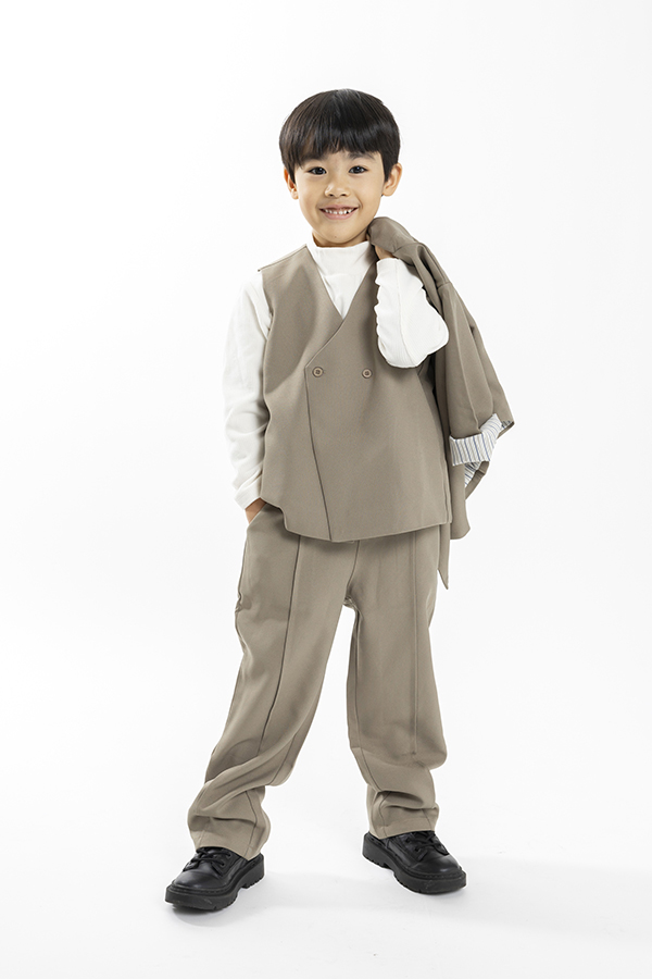 しゅうせい  小学生 男の子 モデル画像09