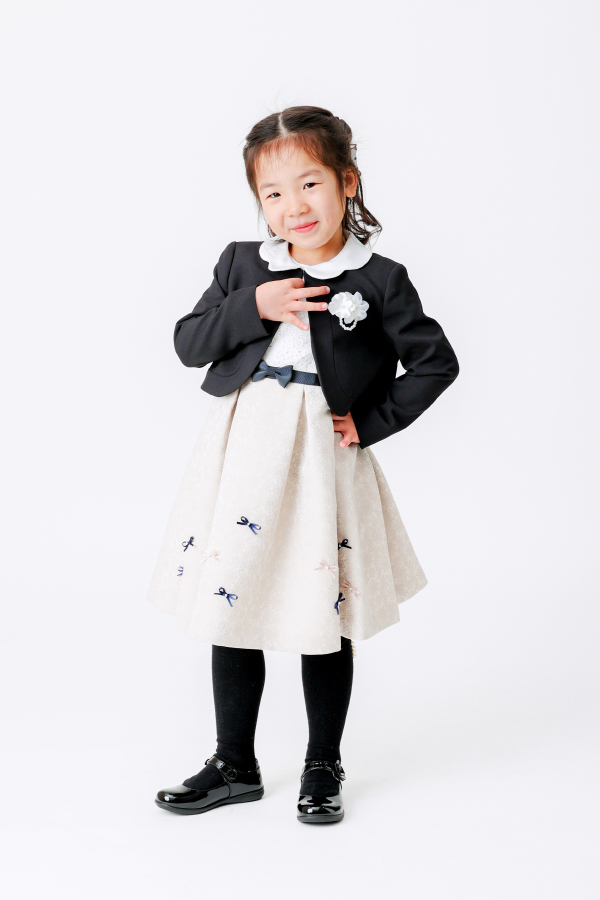 ENA   女の子 モデル画像06