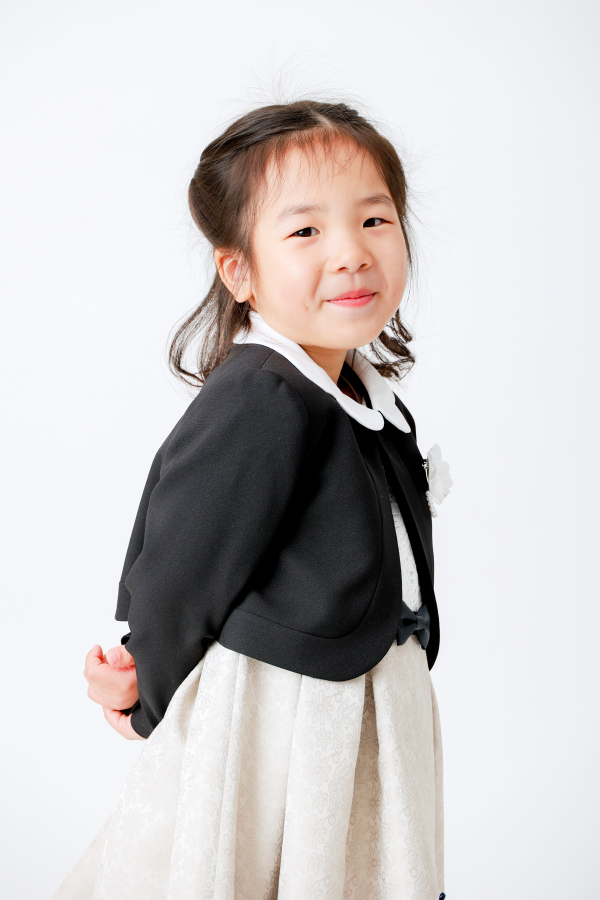 ENA   女の子 モデル画像07