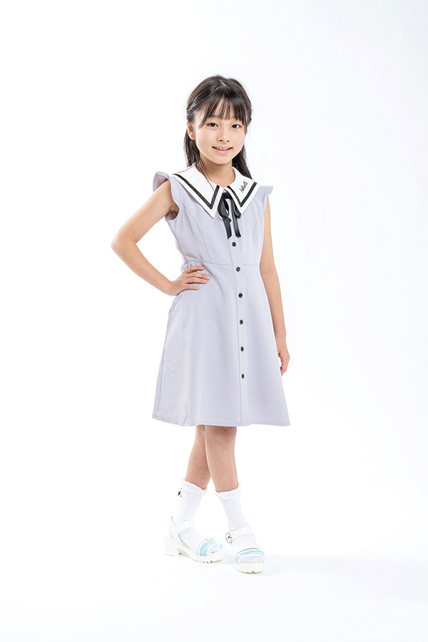 aki  小学生 女の子 モデル画像05