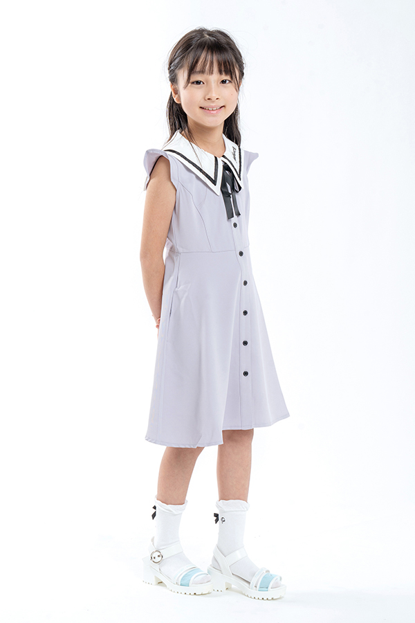 aki  小学生 女の子 画像06
