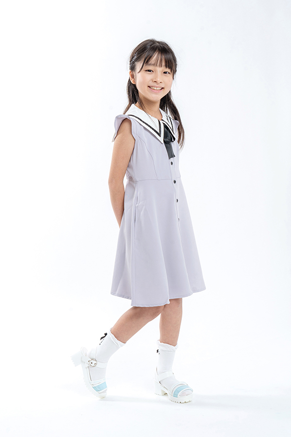 aki  小学生 女の子 画像07