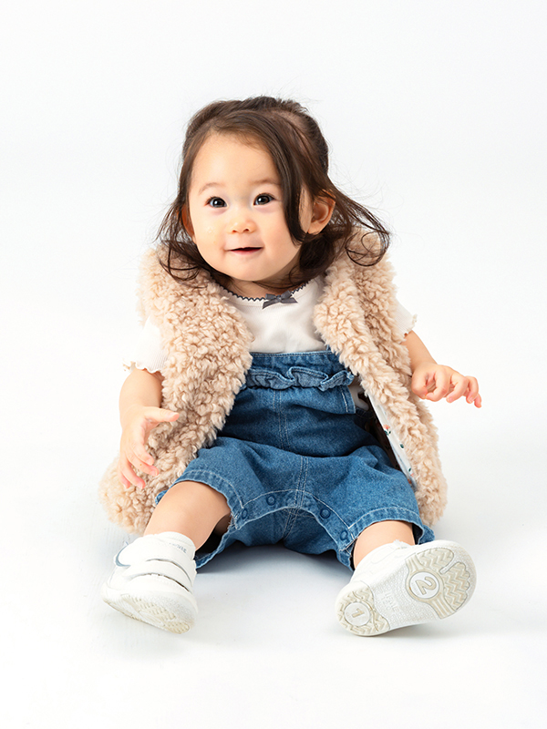 今林　琥珀   女の子 モデル画像01