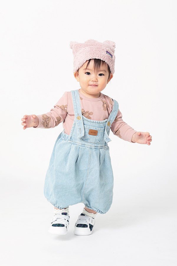 しおね   女の子 モデル画像01