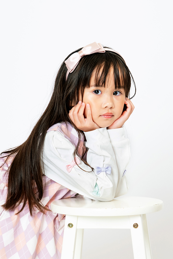 Elsa   女の子 モデル画像07