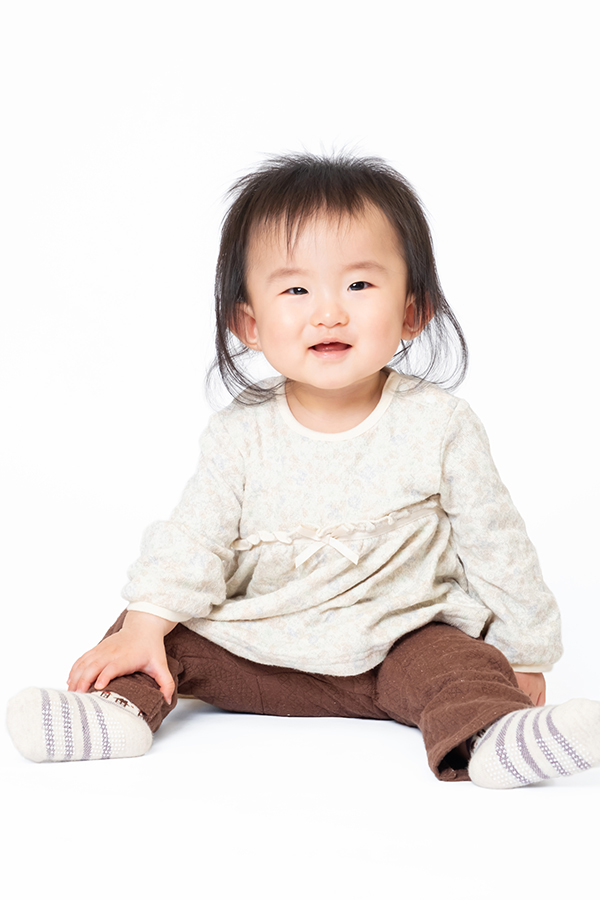 るうな   女の子 モデル画像01