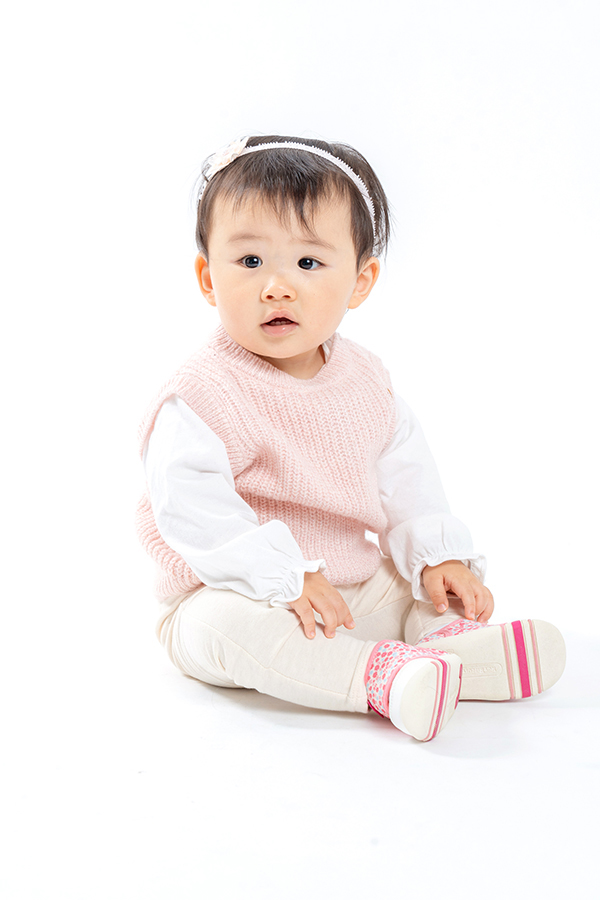 ひすい  0～1歳 女の子 モデル画像01
