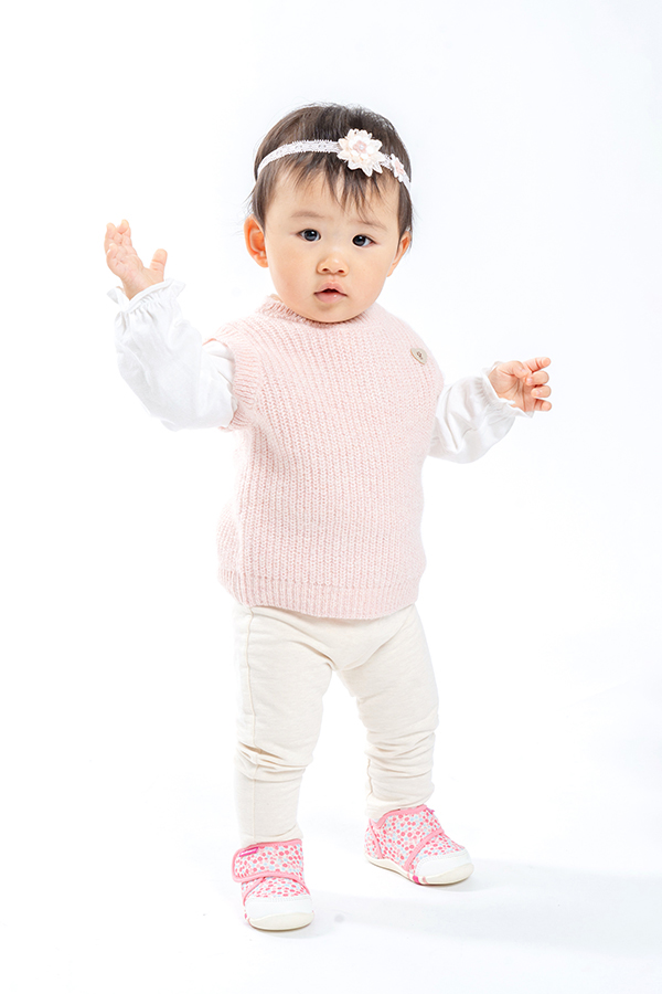 ひすい  0～1歳 女の子 モデル画像02