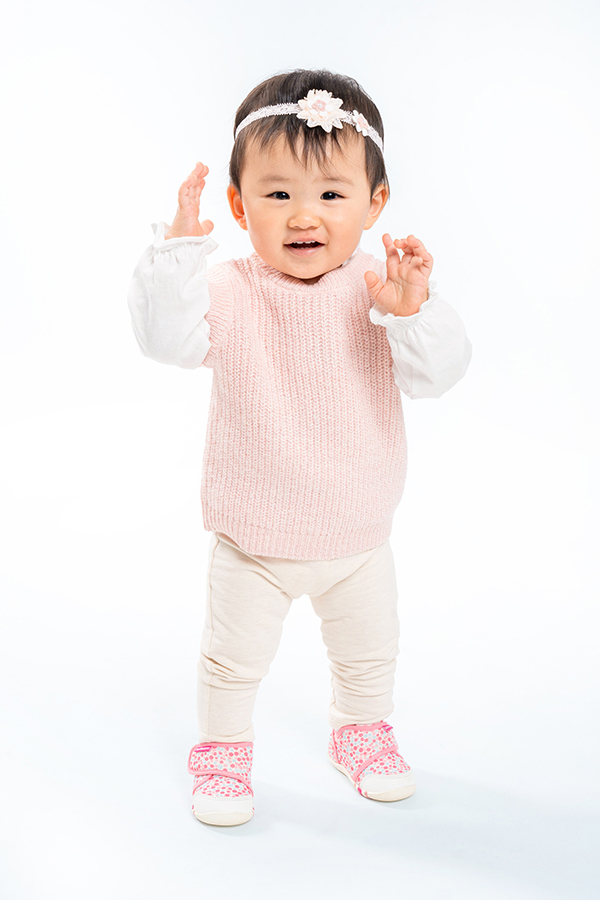ひすい  0～1歳 女の子 モデル画像04
