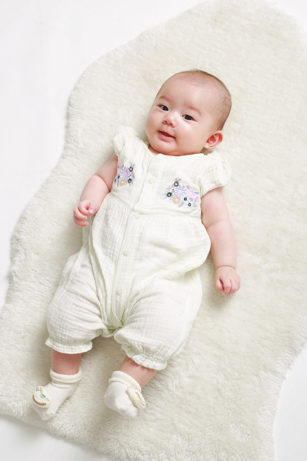 ここは 関東 0～1歳 女の子 モデル画像08