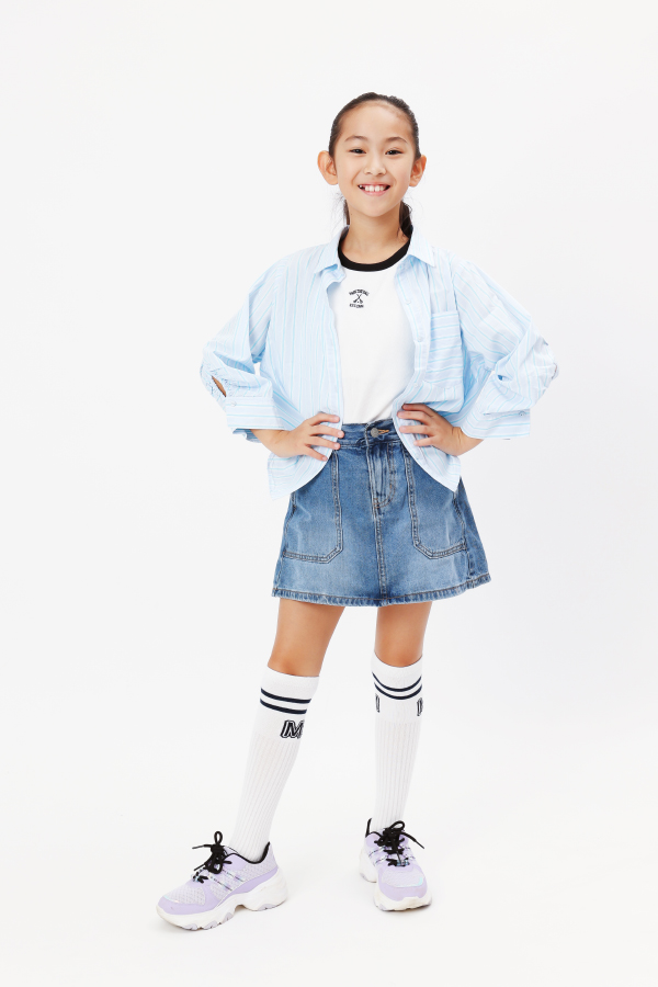 実来 中部 小学生 女の子 モデル画像03