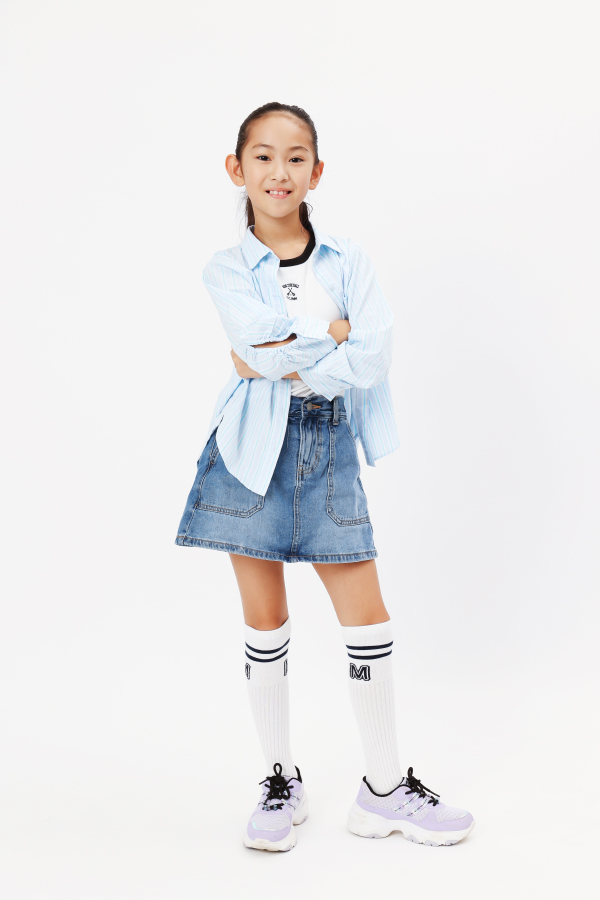 実来 中部 小学生 女の子 モデル画像05