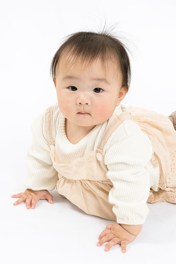 Tsumugi 関東 0～1歳 女の子 モデル画像03