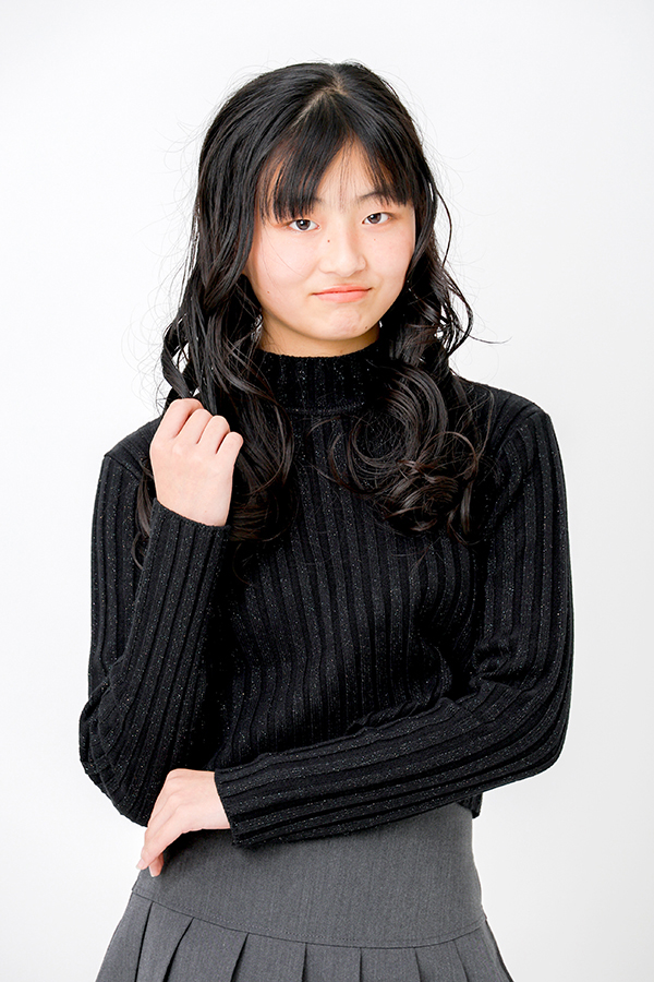 HINA  Over13 女性 モデル画像03