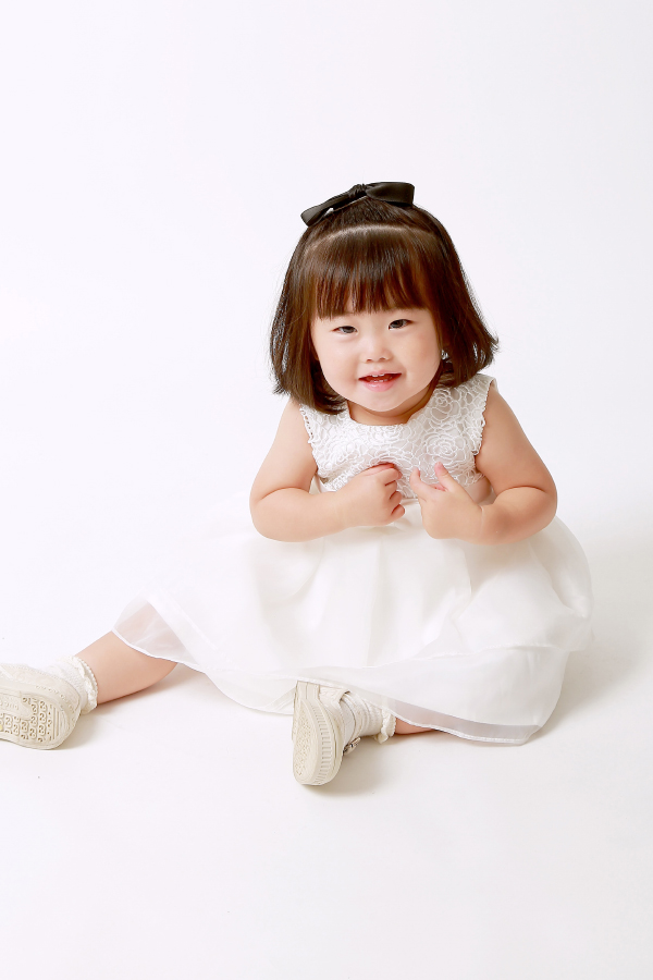 りん 関東 0～1歳 女の子 モデル画像02