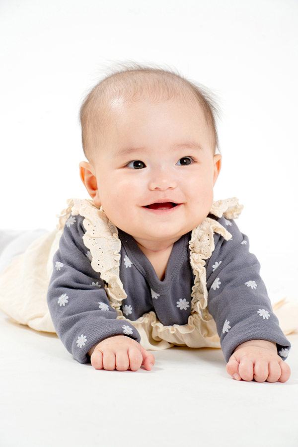 Mio  0～1歳 女の子 モデル画像03