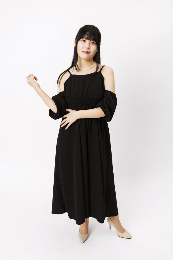 Emma 中部 Over13 女性 モデル画像02