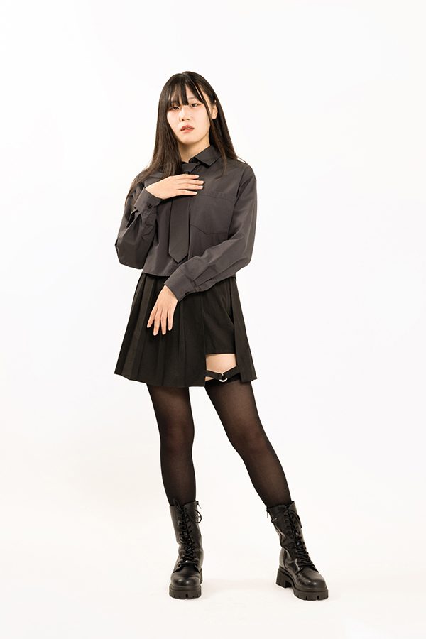 Emma  Over13 女性 画像03