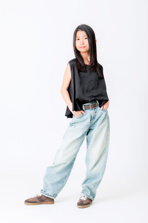 山嵜 葵 関西  女の子 モデル画像03