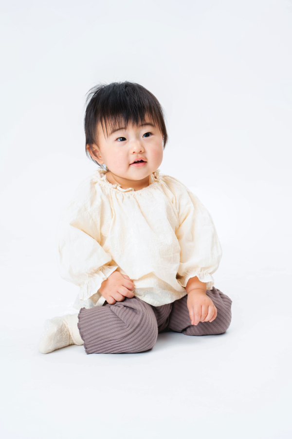 つむぎ 中部 0～1歳 女の子 モデル画像03