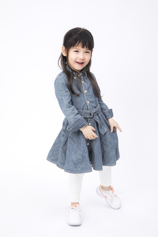 おと   女の子 モデル画像07