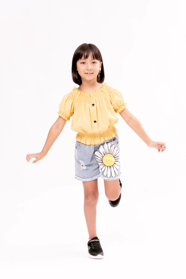 Liana 中部 小学生 女の子 モデル画像01