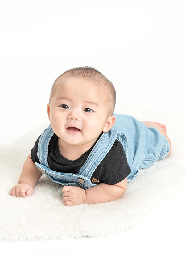 莉央 関東 0～1歳 男の子 画像01