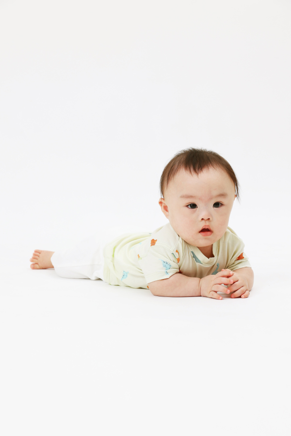 りく 関東 0～1歳  モデル画像02