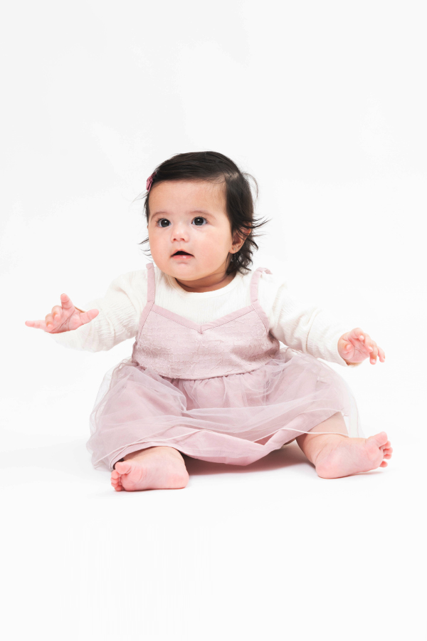 アリシア 中部 0～1歳 女の子 モデル画像02