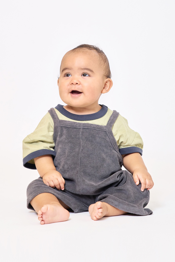 HIO 中部 0～1歳 男の子 モデル画像02