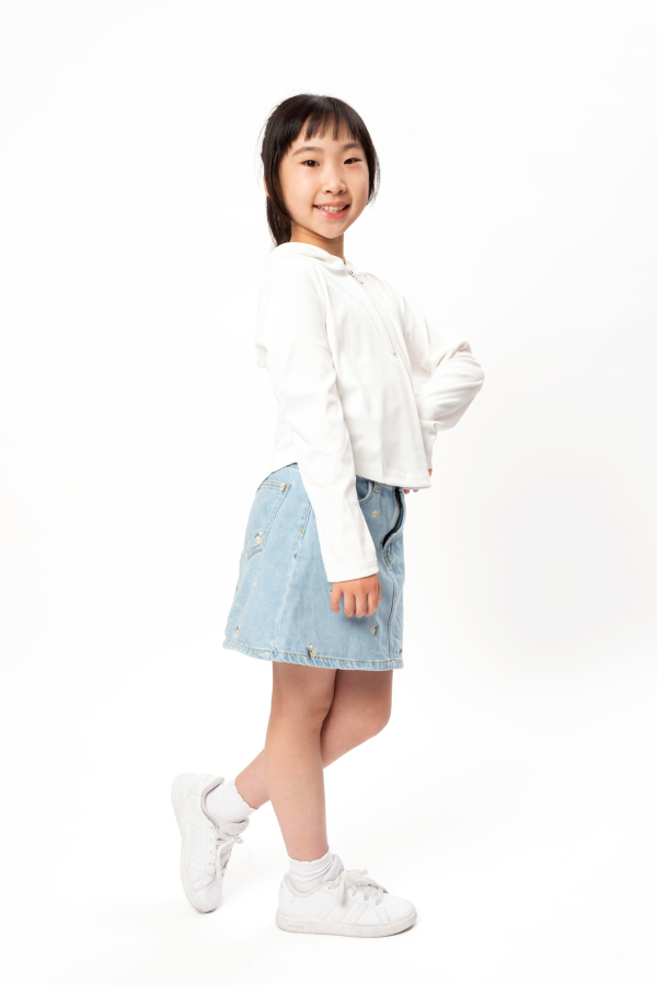 しえな 中部 小学生 女の子 モデル画像03