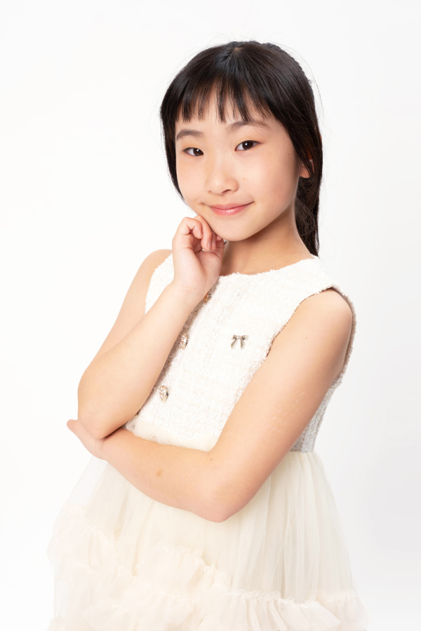 しえな 中部 小学生 女の子 モデル画像04