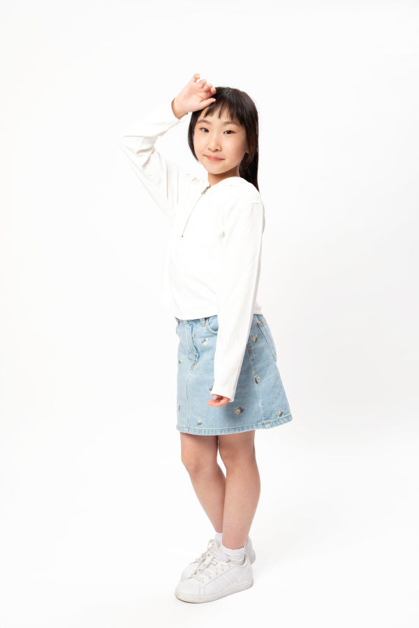 しえな 中部 小学生 女の子 モデル画像05