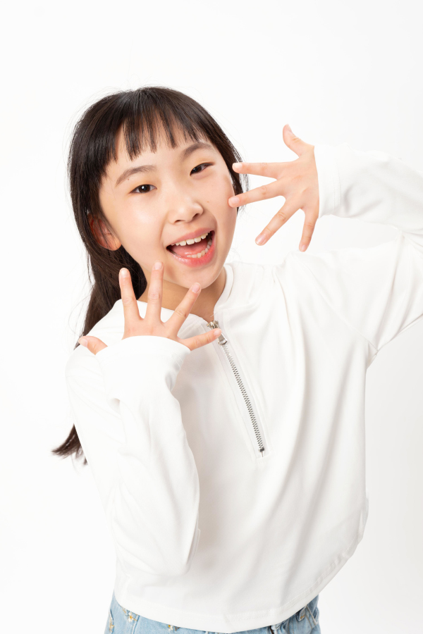 しえな 中部 小学生 女の子 モデル画像09