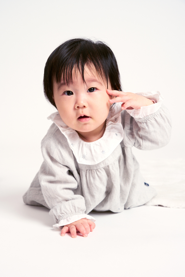 れい 関東 0～1歳 女の子 モデル画像08