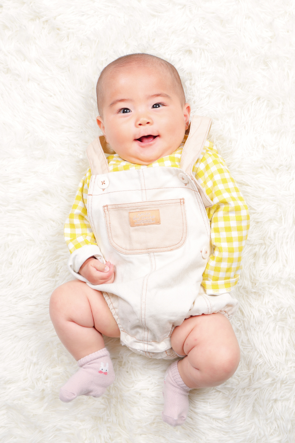 富田真生 東北 0～1歳 女の子 モデル画像03