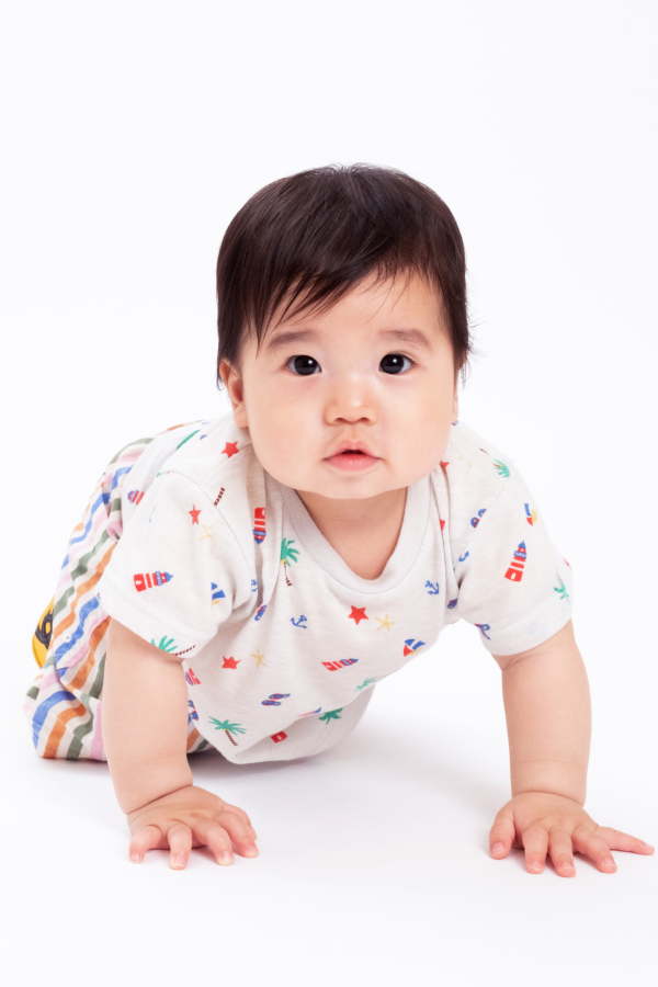 りく 中部 0～1歳 男の子 モデル画像01