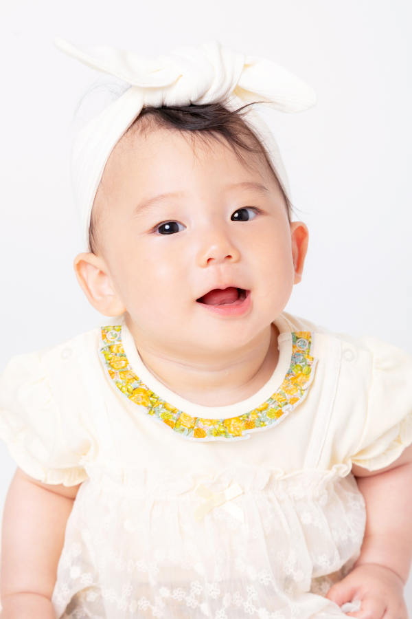 まな 関西 0～1歳 女の子 モデル画像03