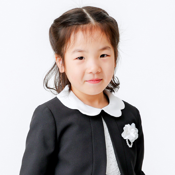 ENA   女の子