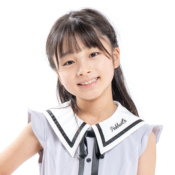 aki  小学生 女の子