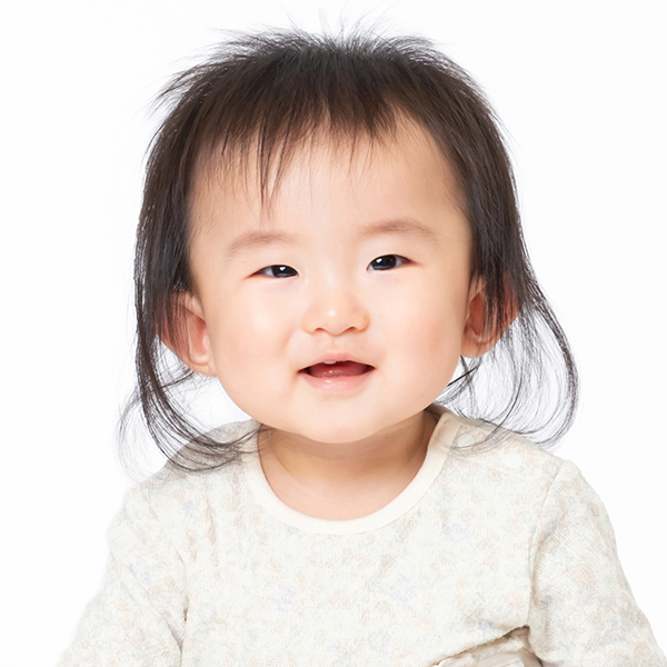 るうな   女の子