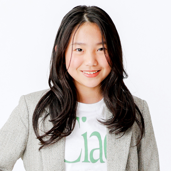 YUZUKI   女の子