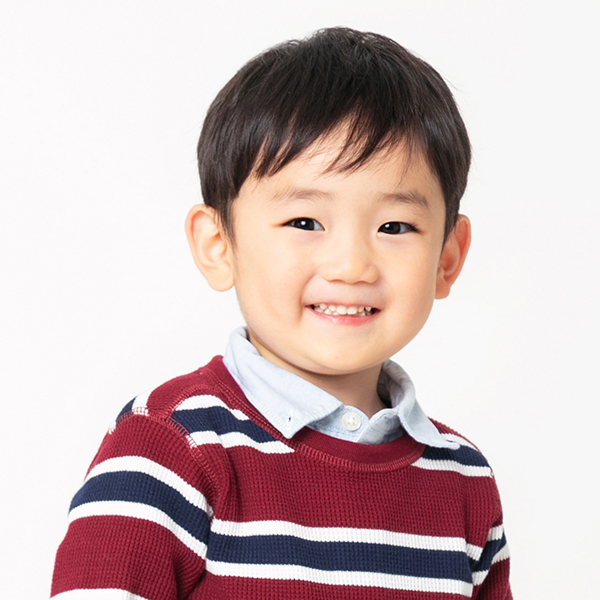 るい   男の子
