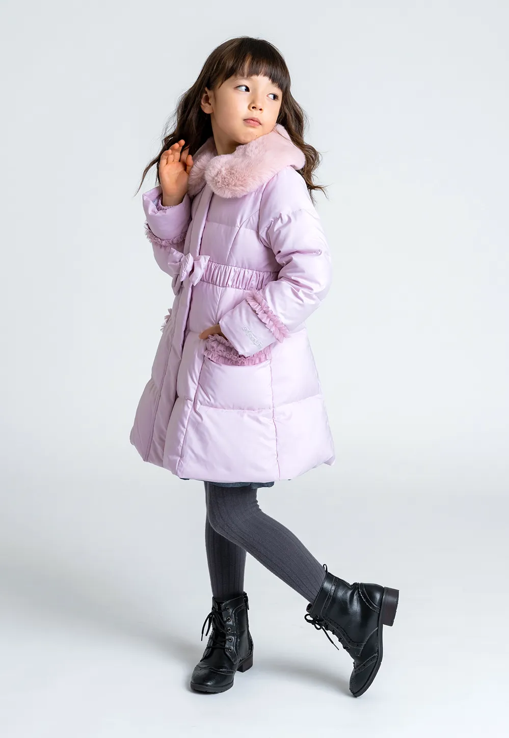 キッズ時計モデル画像　女の子 10歳