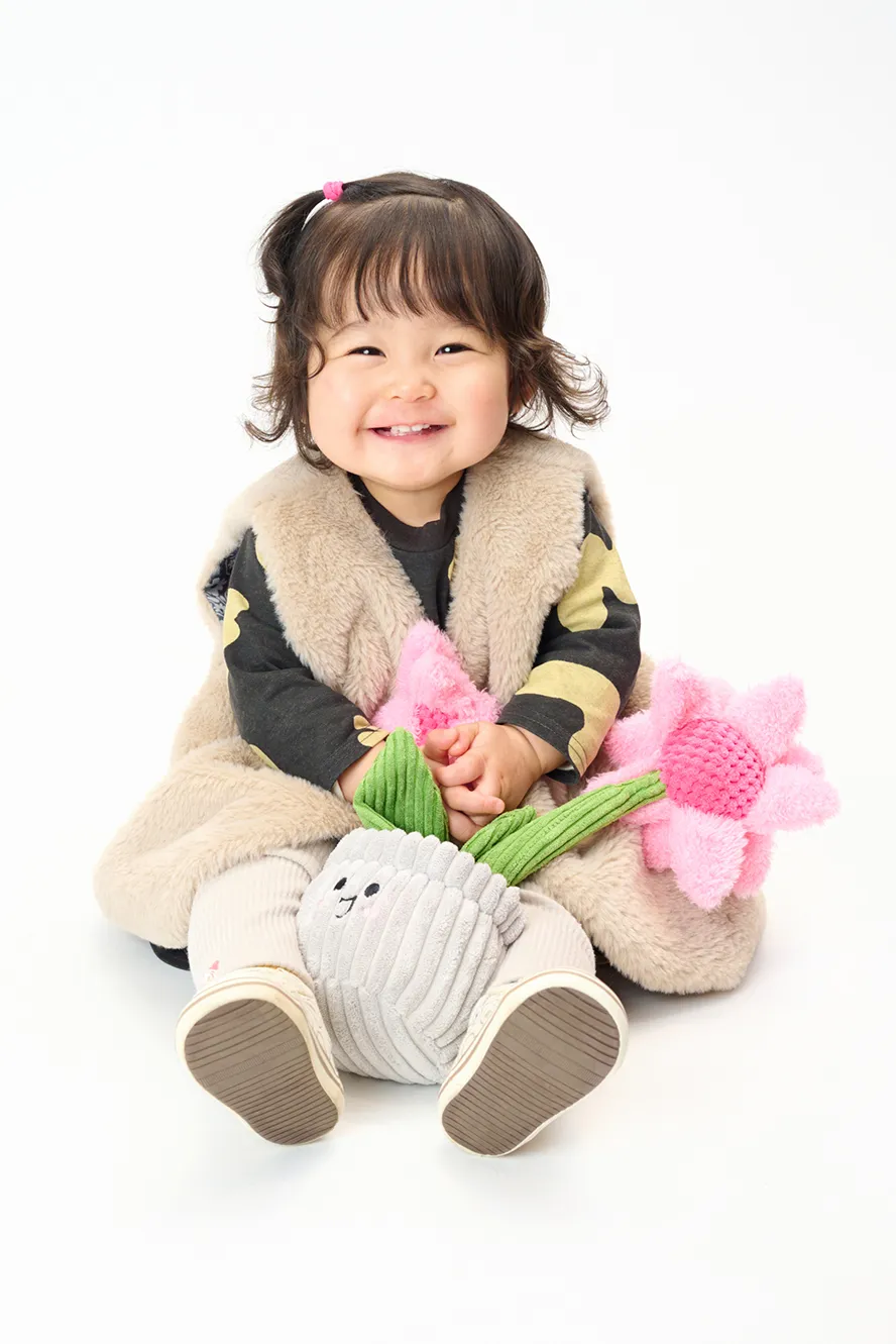 トイザらス キッズモデル 女の子 0歳