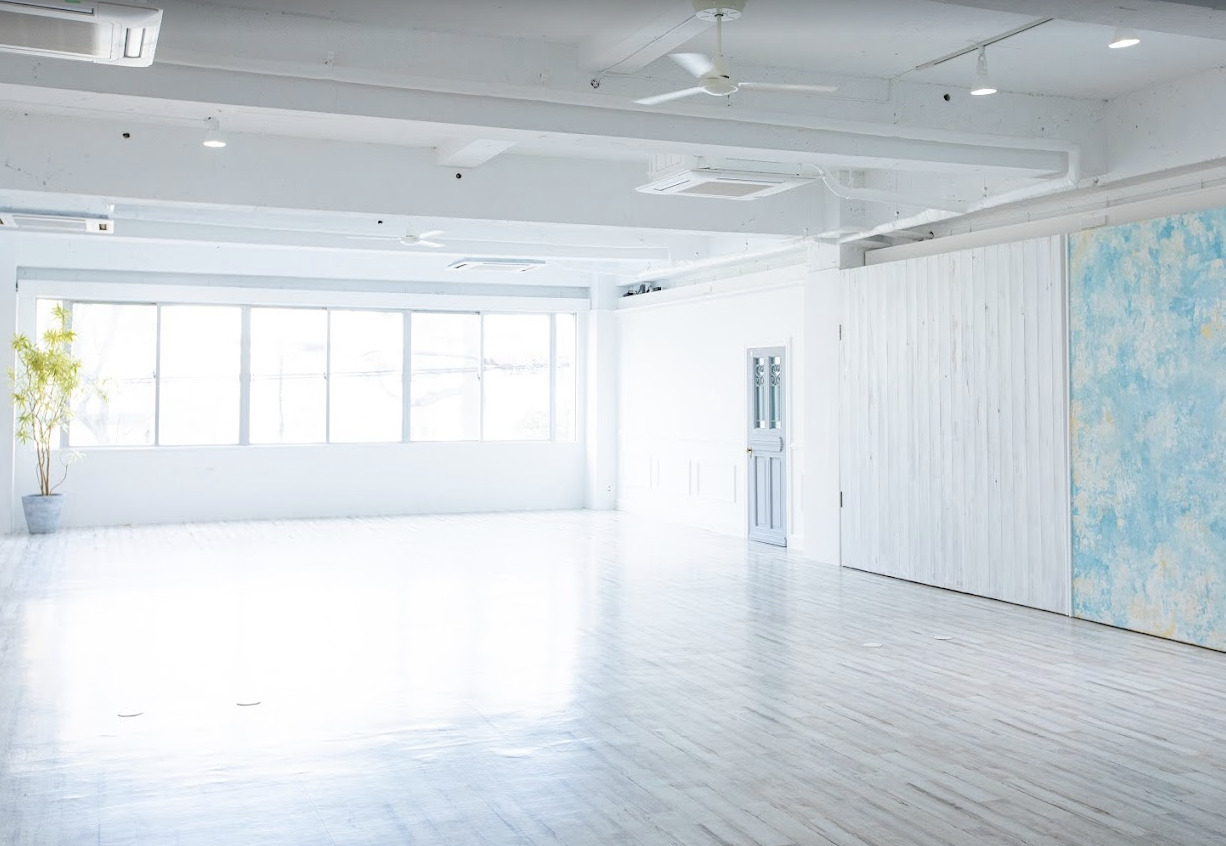elenore photo studio